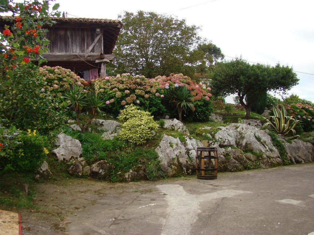 Pensión Mariaje Celorio  Exterior foto